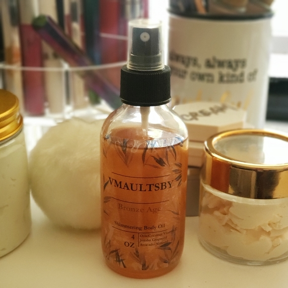 SHIMMY SHIMMY SHIMMERING BODY OIL - Picture 2 of 5